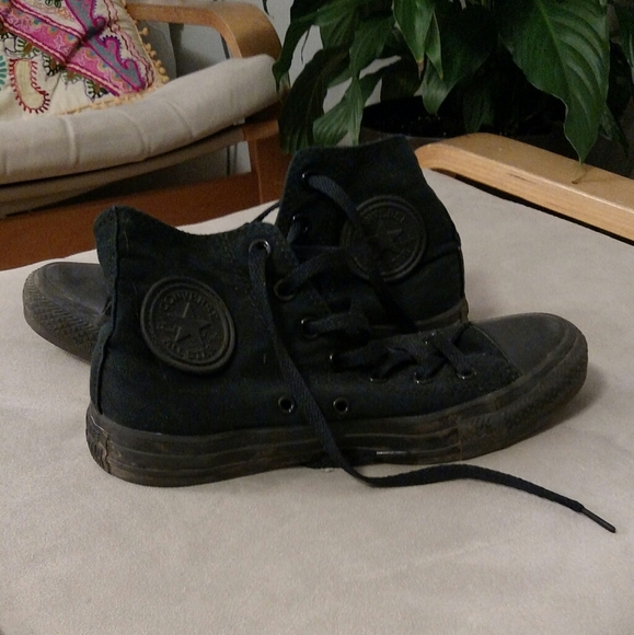 Converse Chuck Taylor All Black - Picture 1 of 3